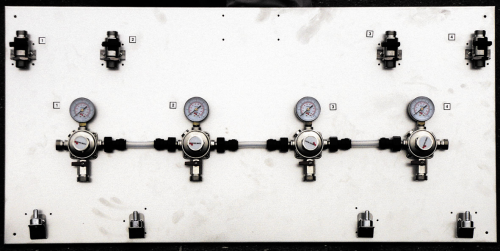 Co2 Zwischendruckregler Montagetafel aus Edelstahl - 2 bis 5 leitig-ad2M-Co2 Zwischendruckregler Montagetafel-getraenkezapfanlagen.net